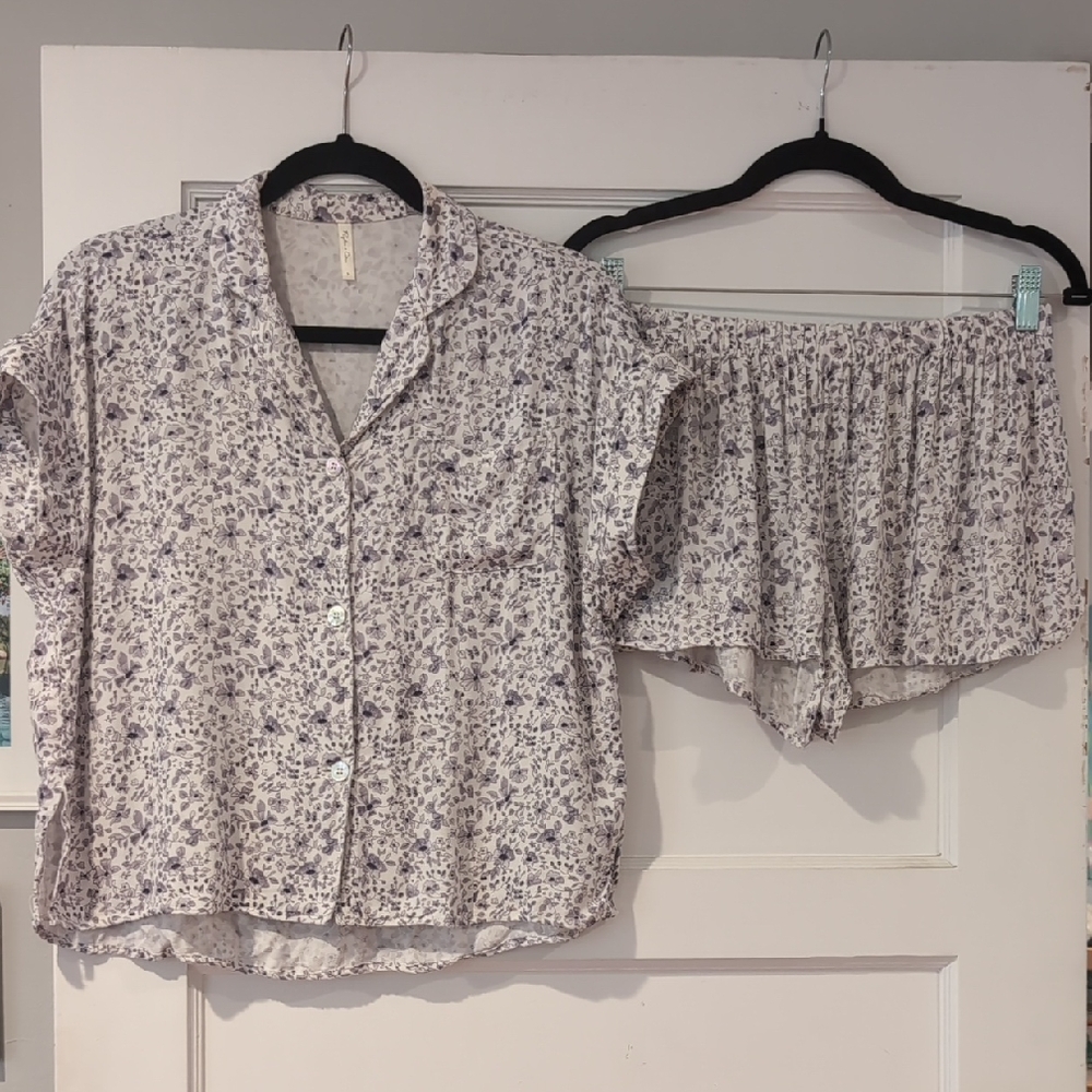 Rylee + Cru Blue and Cream Floral PJ Set, women's S